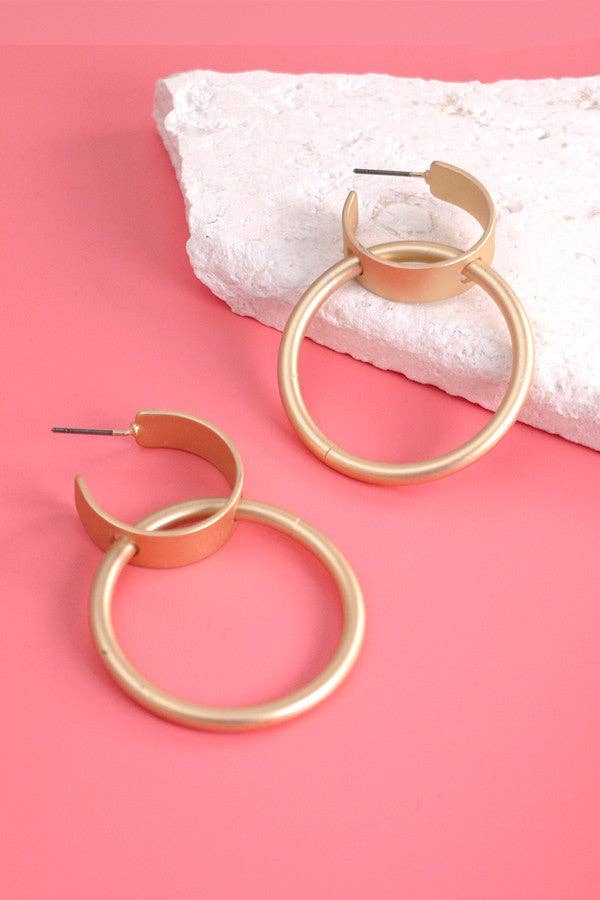 MATTE GOLD DOUBLE HOOP LAYER DROP EARRINGS