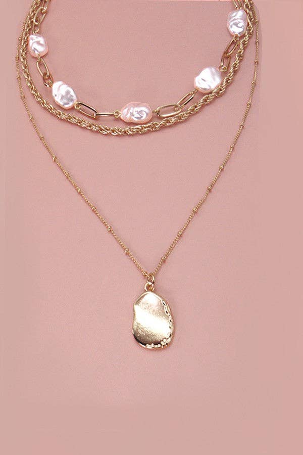 MULTI LAYER PEARL CHARM PENDANT NECKLACE