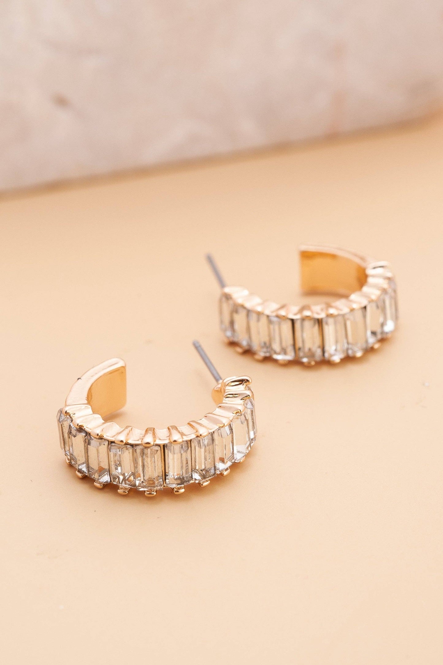 BAGUETTE STONE CIRCLE HOOP EARRINGS