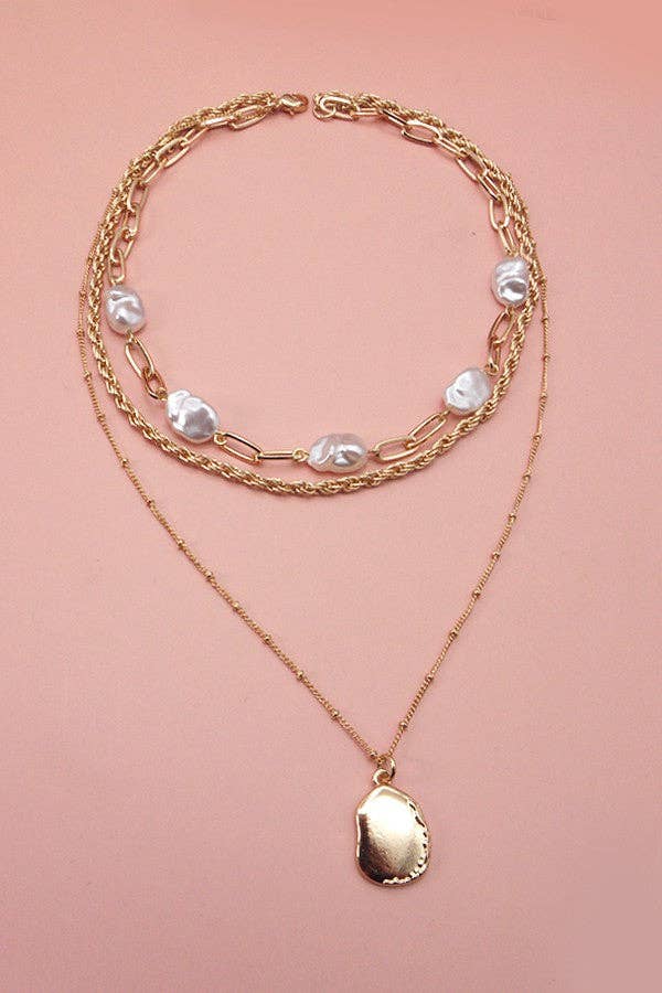 MULTI LAYER PEARL CHARM PENDANT NECKLACE