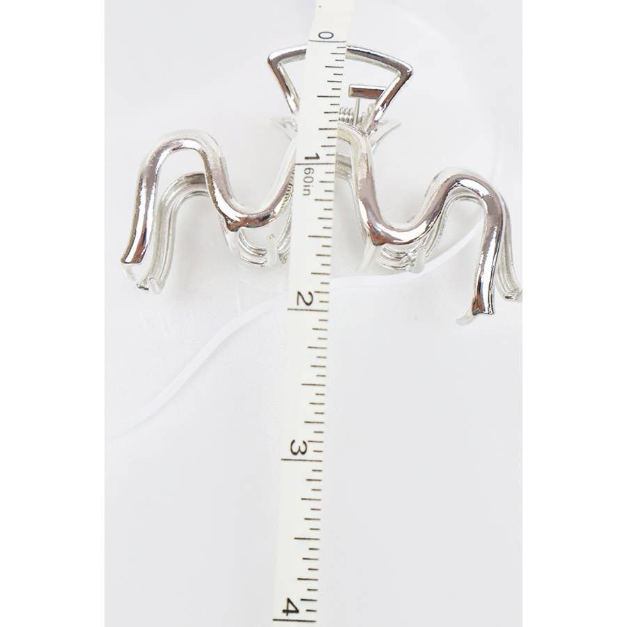 Medium Wave Shape Metal Hair Claw
